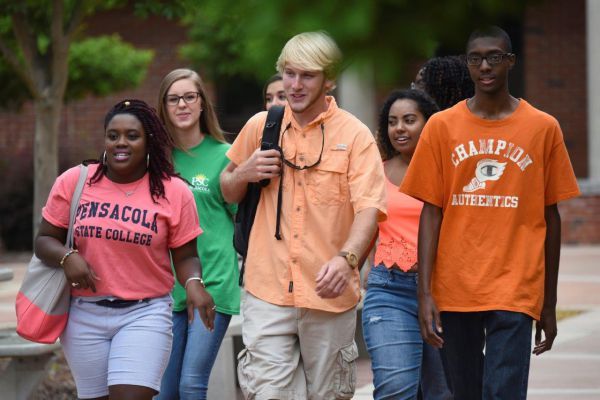 decorative image of 0217-PSC-StudentGroup-2 , Register now for PSC spring session D 2017-02-17 10:52:40