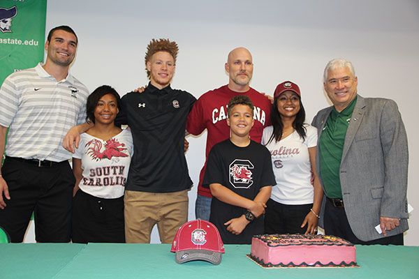 decorative image of Gravett ,   2017-03-28 11:37:15