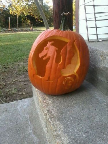 decorative image of Pumpkin , CALLING ALL JACK-O-LANTERN CARVERS 2017-10-31 10:29:50