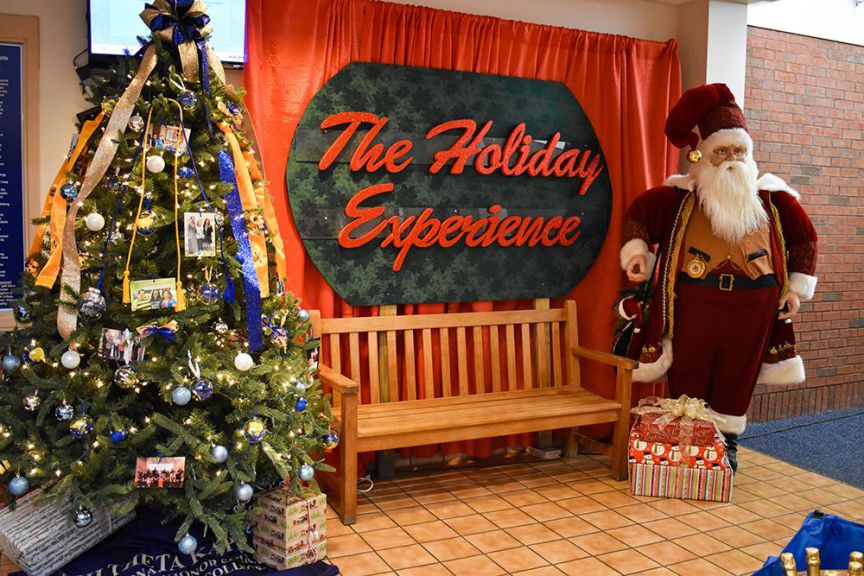 Decor-HolidayExperience2019-024 decorative image of Decor-HolidayExperience2019-024 , Auto Draft 2019-12-06 14:22:35