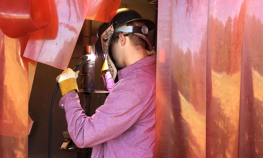 decorative image of welding3 , PSC Welding program earns ‘gold’ endorsement, praise of employers 2021-04-28 13:47:37