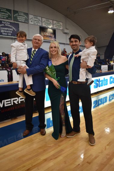 Family and alumni enjoy the festive college event.