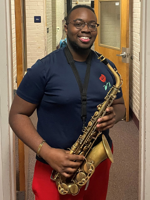 decorative image of baldwin , PSC’s saxophonist Pierre Baldwin wins first place in Jazz Pensacola Student Competition 2023-04-04 08:32:41