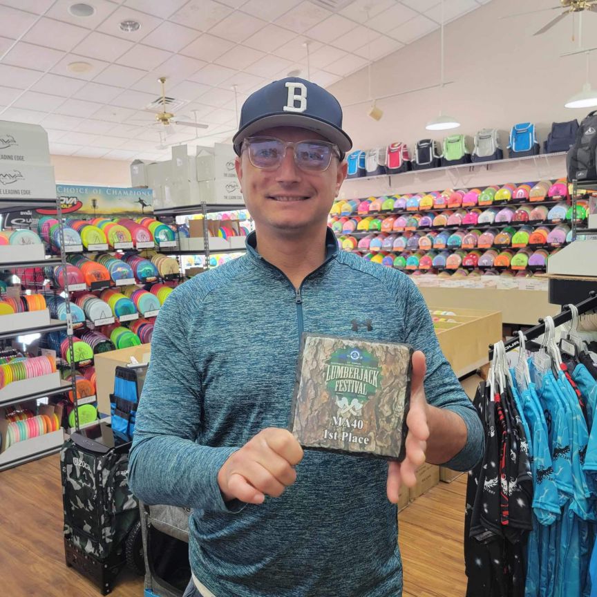 MA40 FIRST PLACE ROB ABRAMOWSKI decorative image of MA40-FIRST-PLACE-ROB-ABRAMOWSKI , Lumberjack Festival brings crowds to Milton campus 2023-11-07 11:35:35