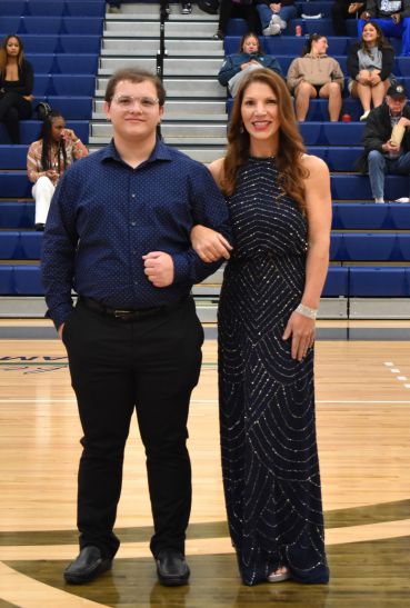 decorative image of Sheena-Carach-and-escort-scaled , 2024-02-20 13:02:16