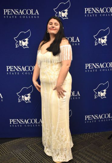 decorative image of Tera-Bourgeois-1-scaled , 2024-02-20 13:02:40