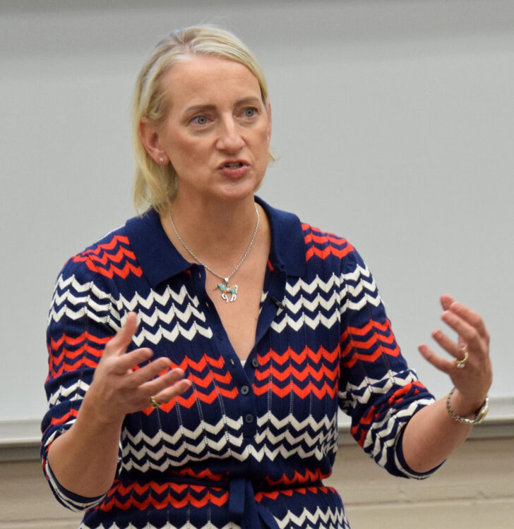Image of Denise McNeff, an adjunct faculty member in the PSC Humanities and Social Sciences Department.