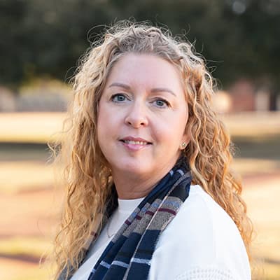 Image of Heather Cummings.